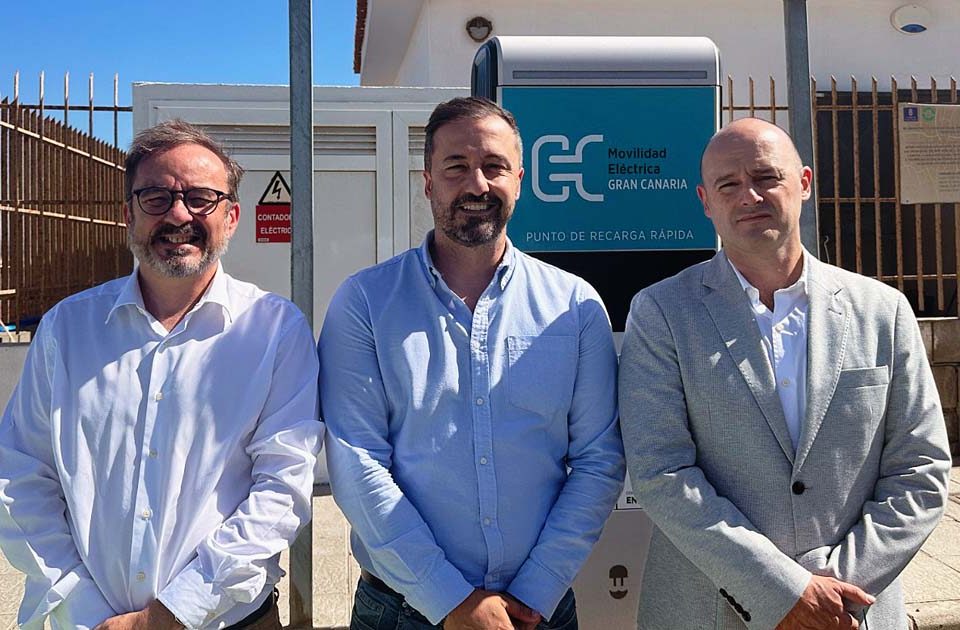 Alcalde de Telde Inaugura Punto de Recarga de Vehículos Eléctricos en Telde - Parque Empresarial Melenara